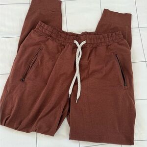 Vuori Men's Brown/red Jogger Pants